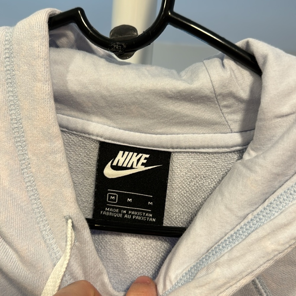 Nike tye dye hoodie in light purple, size medium - Picture 3 of 3